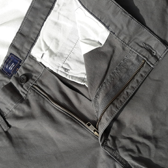 Gap Khaki Factory Sz 36 Grey Lived In Shorts. - Picture 13 of 17